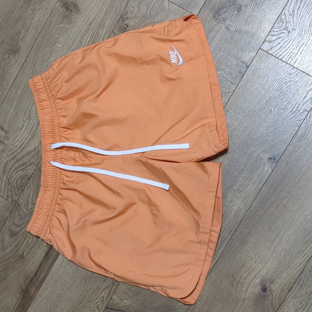 Nike Men's Sportswear Sport Essentials Woven Lined Flow orange Shorts Size M - Picture 2 of 7
